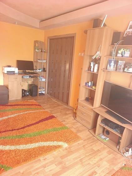 Vand apartament 2 camere Mioveni,etaj 2 ,spatios - 1