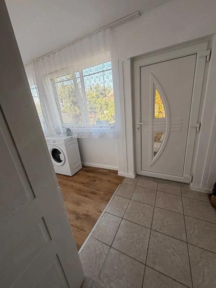 Casă cu 2 camere cu Teren 1950 Mp în Central