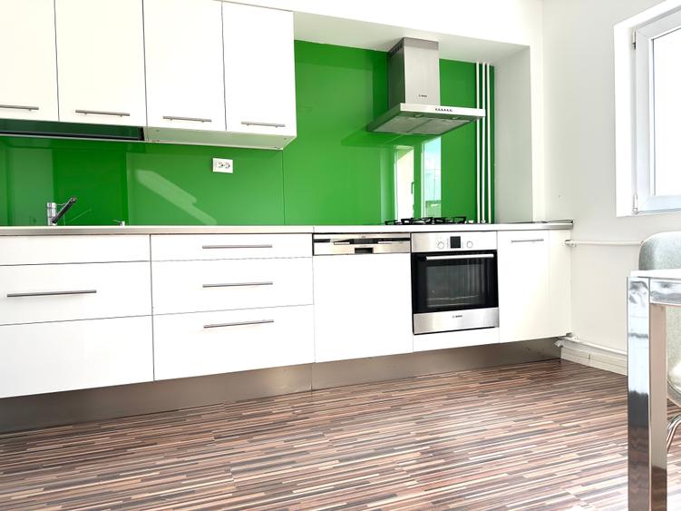 Apartament cu 2 camere decomandat în Moșilor