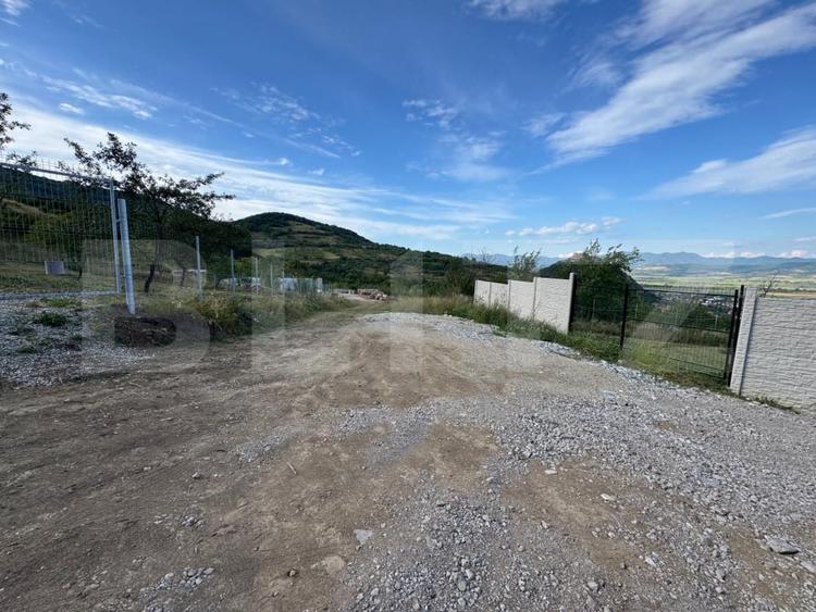 Teren Construcții intravilan de 750 mp, în Aurel Vlaicu