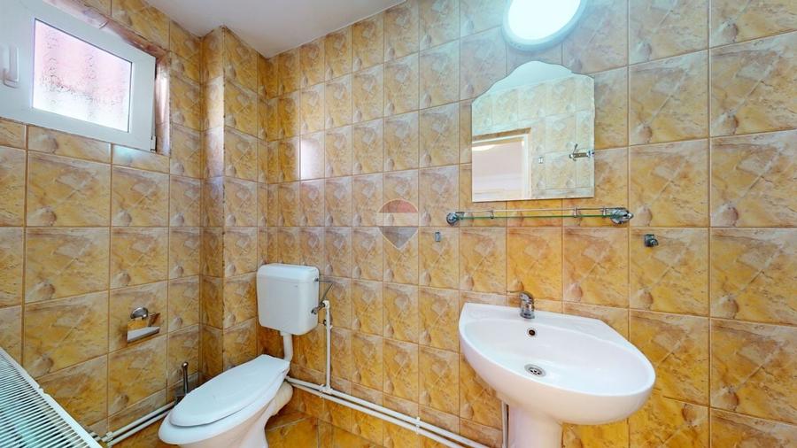 Spațiu comercial, de 82 mp, în Central