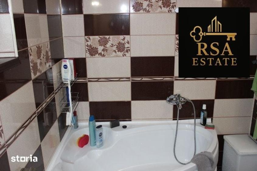 Casă cu 4 camere cu Teren 2804 Mp în Pietrari