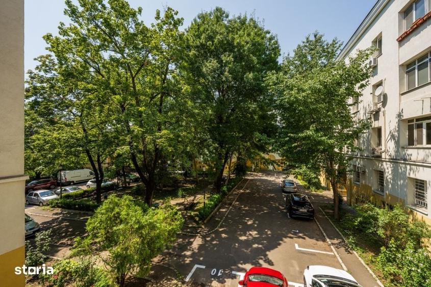 Apartament cu 2 camere decomandat în Basarabia