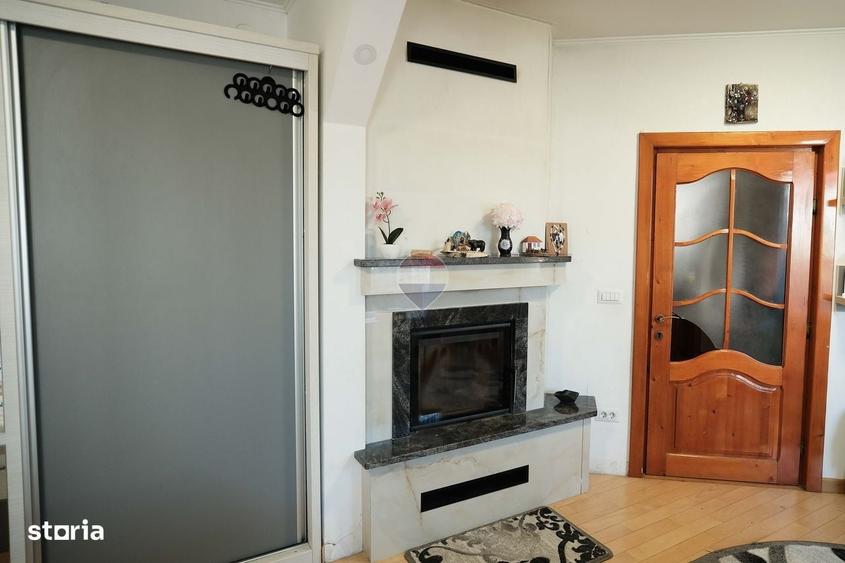 Casă cu 4 camere cu Teren 1500 Mp în Central