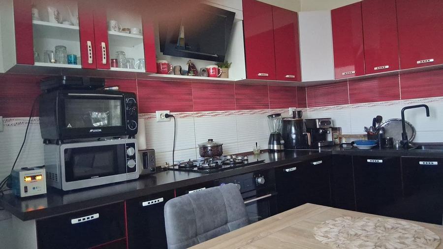 Casă cu 4 camere în Geamăna