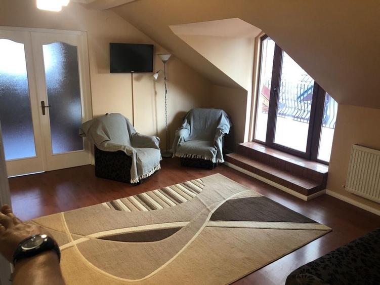 Apartament cu 3 camere nedecomandat în Mărăști