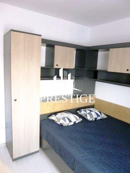 Apartament cu 3 camere decomandat, mobilat în Vasile Aaron