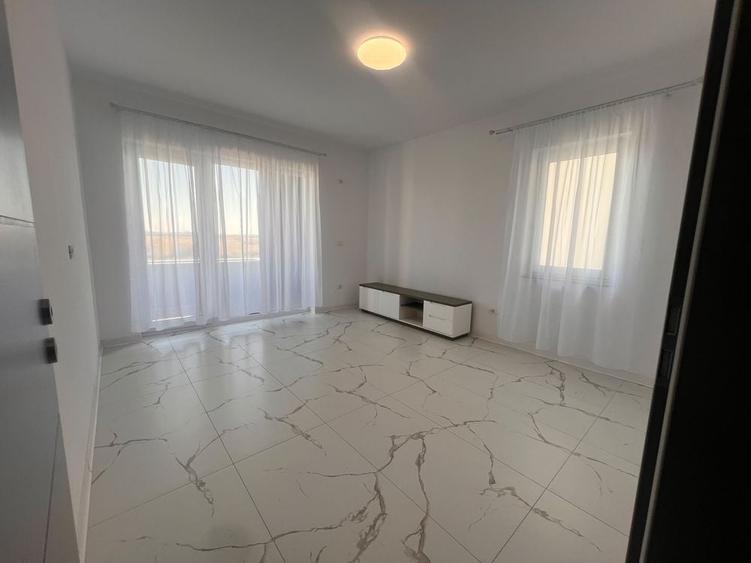 Apartament cu 2 camere decomandat în Giroc