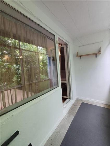 Apartament cu 3 camere decomandat, mobilat în Berceni