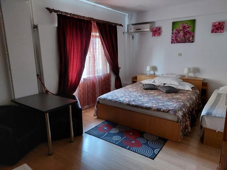 Casă individuală cu 5 camere cu Teren 450 Mp în Nord