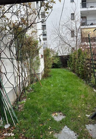 Apartament cu 3 camere, mobilat în Băneasa