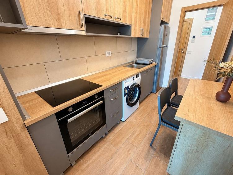 Apartament cu 2 camere decomandat, mobilat în Domenii