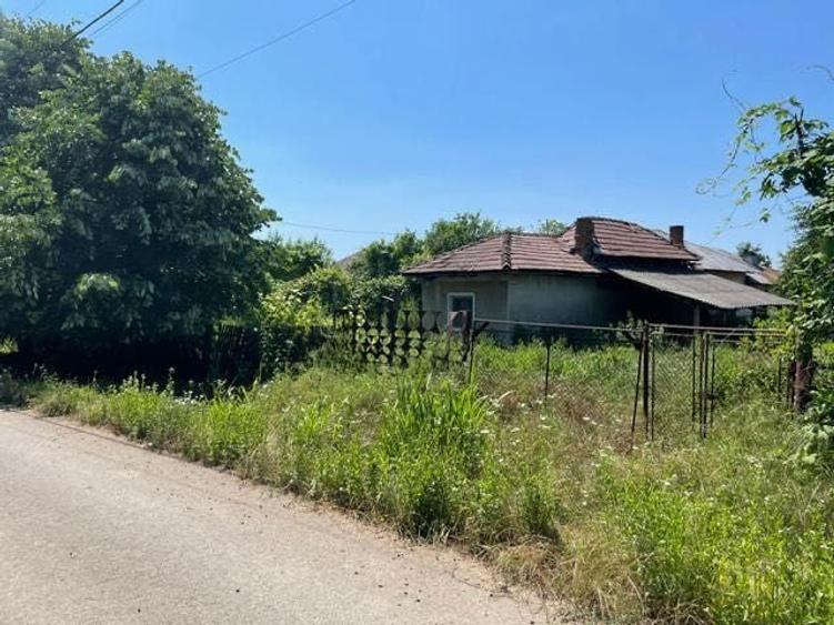 Oportunitate la 70 km pe autostrada de Bucuresti- sat Gura Foii 17.700 mp teren compact, 75.000 EUR - 1