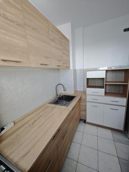 Garsonieră decomandată în Iancului