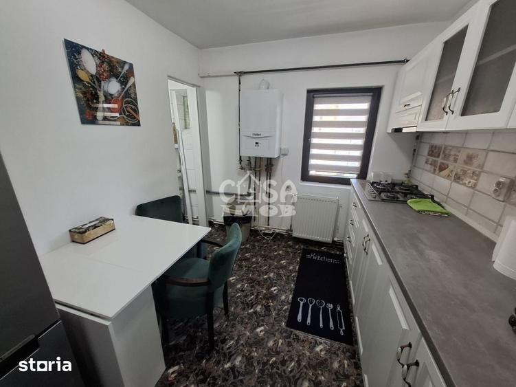 Apartament cu 3 camere în Micro 2
