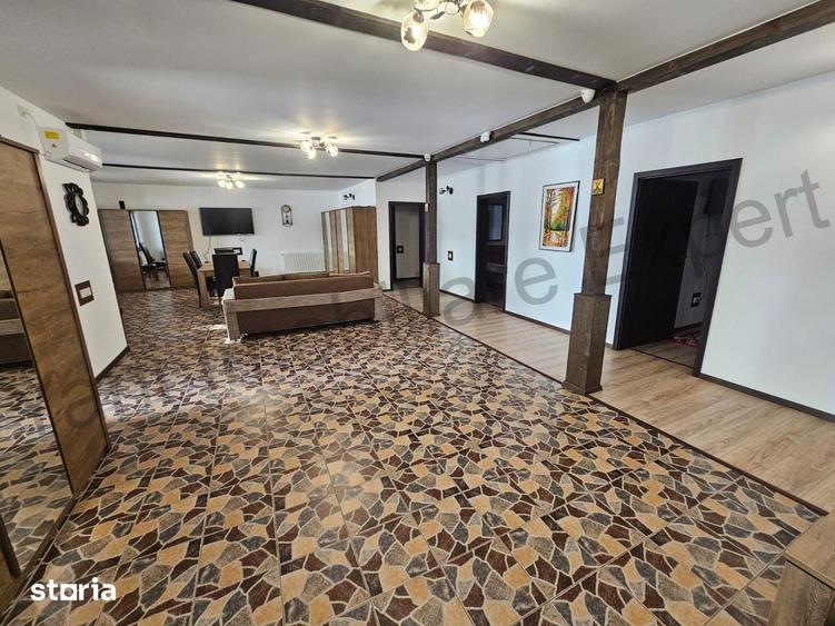 Casă cu 5 camere cu Teren 2000 Mp în Nucșoara