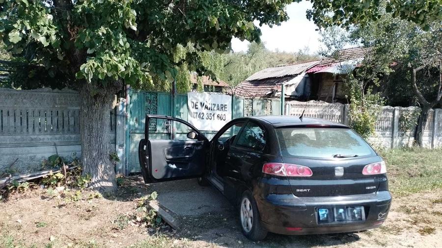Casă cu 3 camere în Livezi