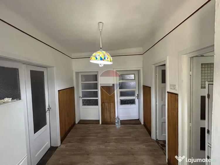 Casă cu 4 camere cu Teren 421 Mp în Progresul