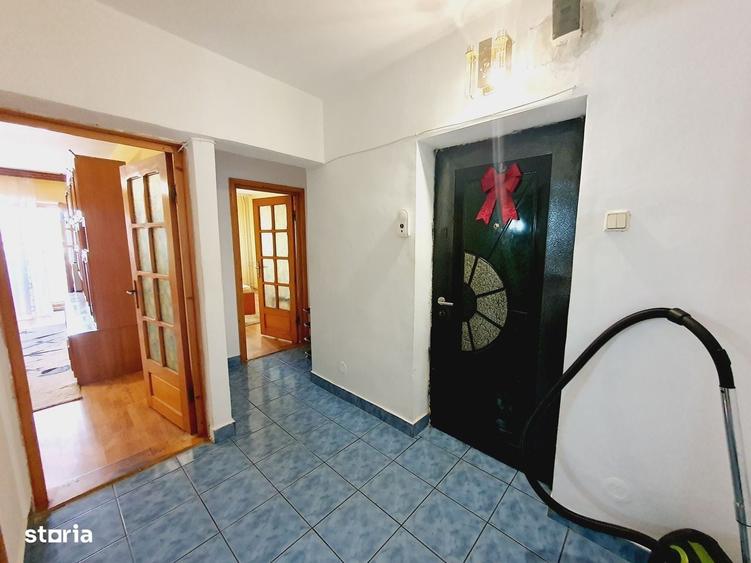 Apartament cu 2 camere decomandat în Tătărași