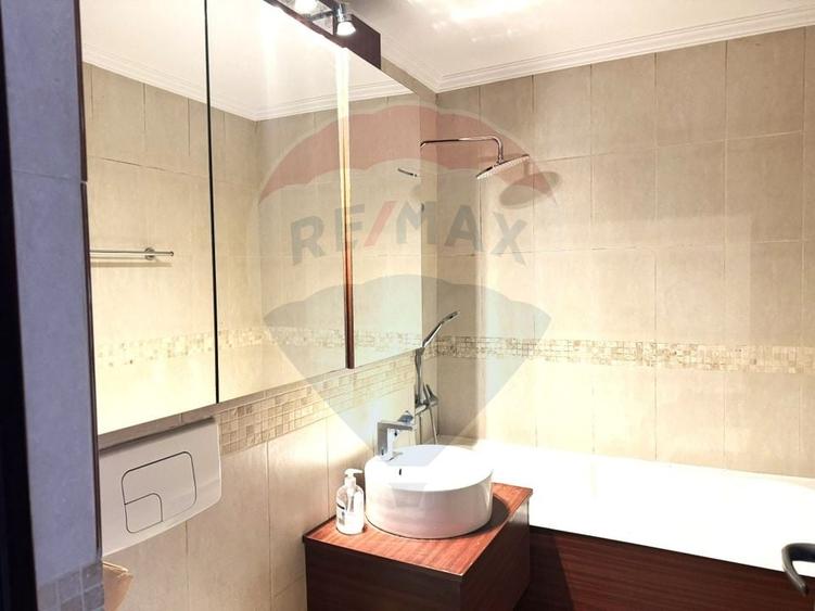 Apartament cu 3 camere decomandat, mobilat în Mărăști