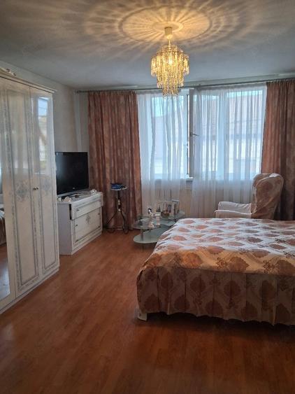 Casă cu 3 camere cu Teren 467 Mp în Lazaret
