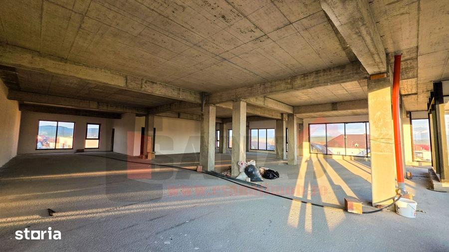 Spațiu comercial, de 435 mp, în Central