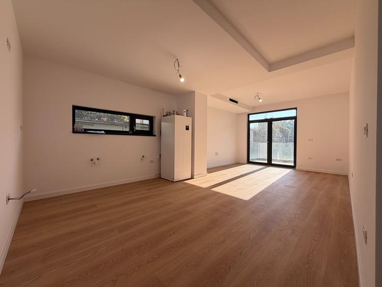 Apartament cu 2 camere decomandat în Bucovina