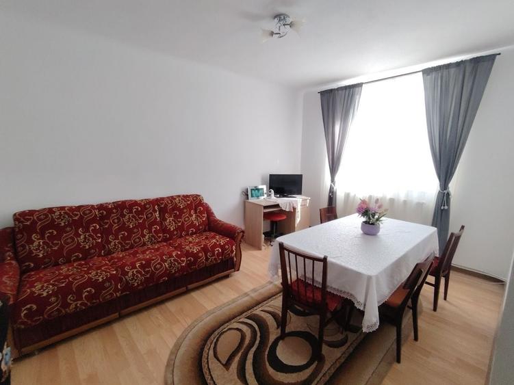 Apartament cu 2 camere decomandat în David