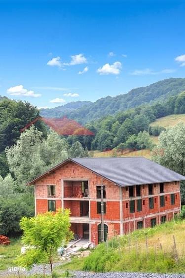 Casă cu 4 camere în Breaza