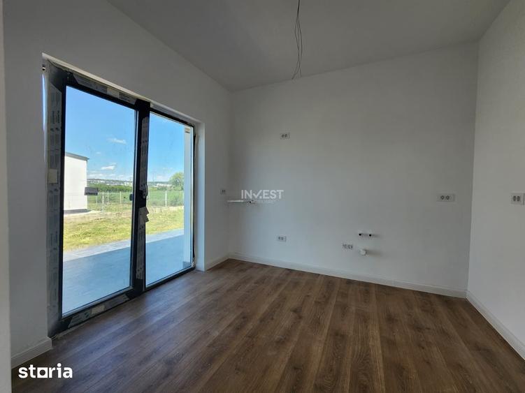 Casă cu 4 camere cu Teren 400 Mp în Valea Lupului