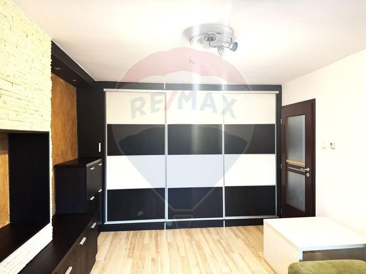 Apartament cu 3 camere decomandat, mobilat în Mărăști