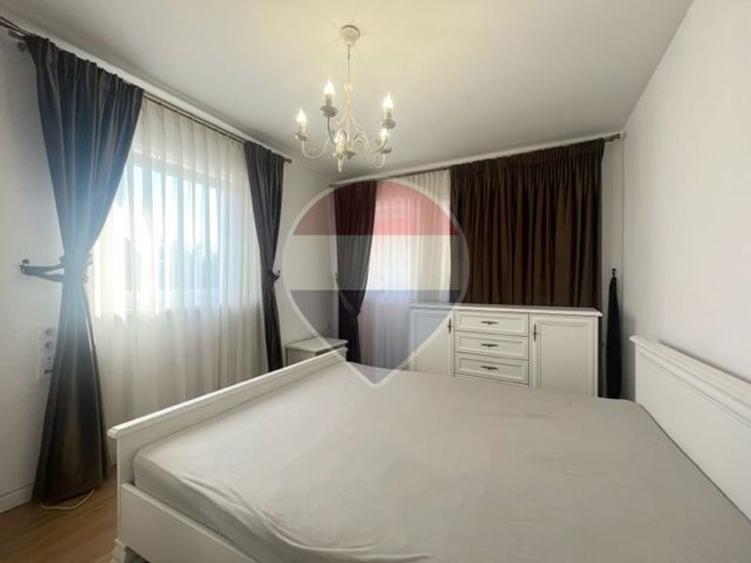 Duplex cu 4 camere cu Teren 350 Mp în Țiglari