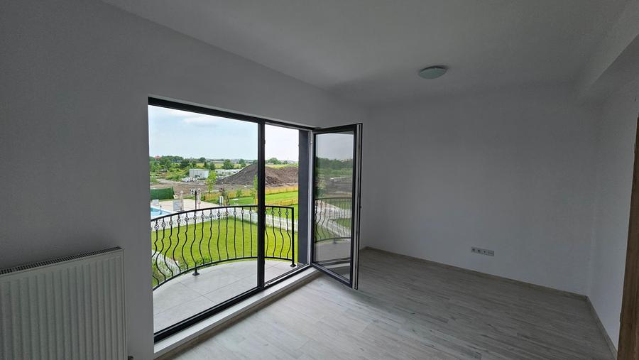 Duplex cu 4 camere cu Teren 250 Mp în Nord