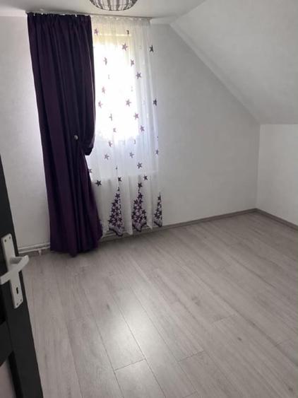 Casă individuală cu 3 camere cu Canalizare în Valea Rece