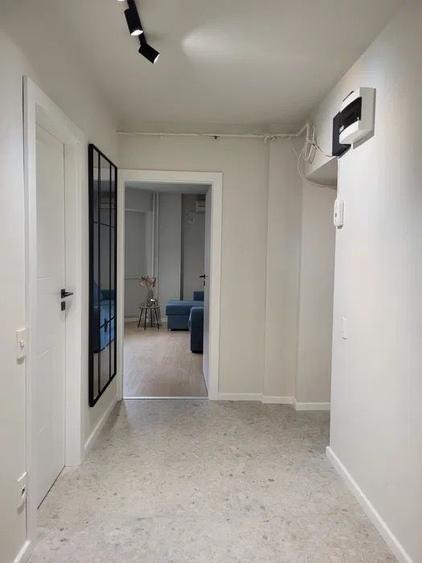 Apartament cu 2 camere decomandat, mobilat în 13 Septembrie