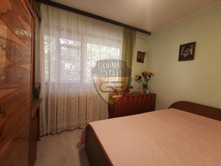 Apartament cu 4 camere decomandat, mobilat în City Park Mall