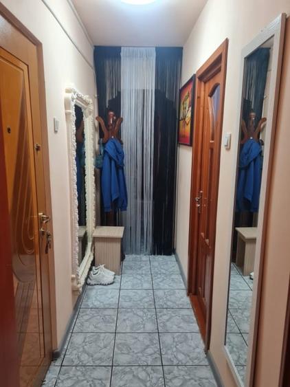 Apartament 3 camere de vânzare, decomandat – zona Inelul 1 - 11