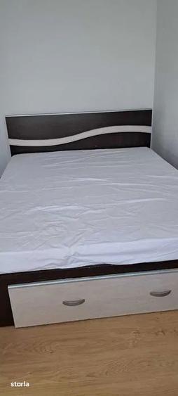 Apartament cu 3 camere semidecomandat, mobilat în Berceni
