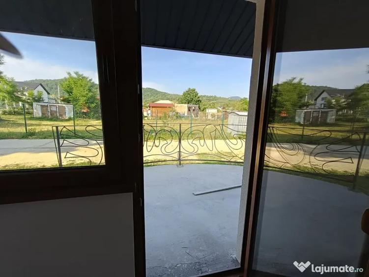 Casă cu 2 camere cu Teren 600 Mp în Tăuții-Măgherăuș