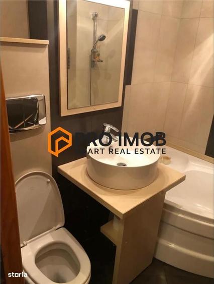 Apartament cu 3 camere semidecomandat în Bălcescu