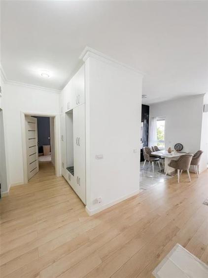 Apartament cu 3 camere decomandat în Nufărul