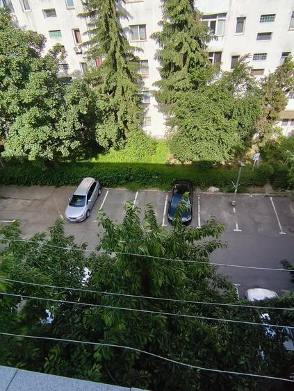 Apartament cu 2 camere nedecomandat în Trivale