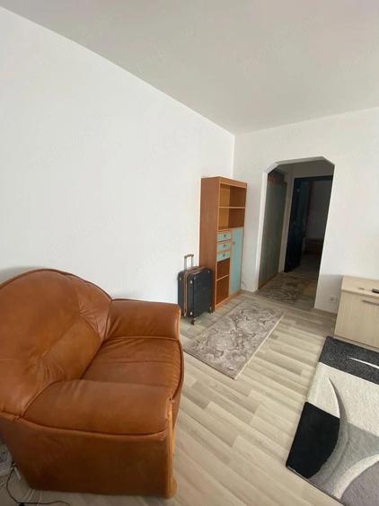 Apartament cu 2 camere decomandat, mobilat în Gorjului