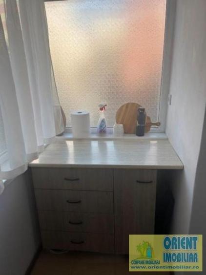 Apartament cu 2 camere decomandat în Energia