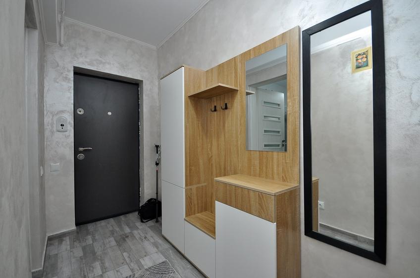 Apartament cu 2 camere semidecomandat în Bucureștii Noi