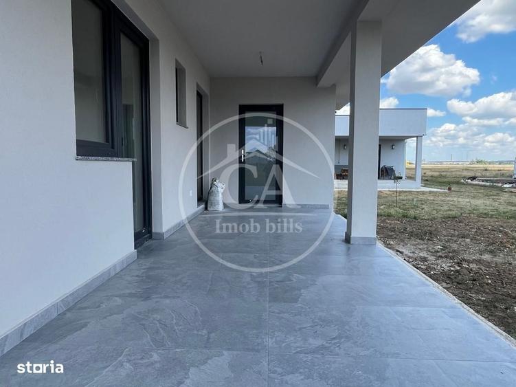 Casă cu 4 camere decomandat cu Teren 500 Mp în Sântandrei