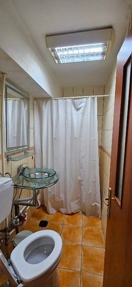 Apartament cu 2 camere semidecomandat, mobilat în Ultracentral