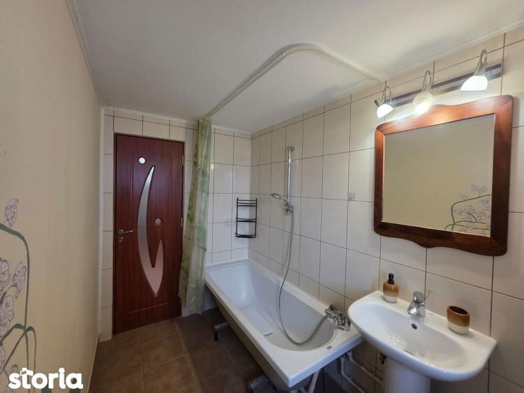 Apartament cu 3 camere în Volovăț
