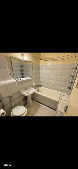 Apartament cu 2 camere semidecomandat în 1 Mai — fotografia 3