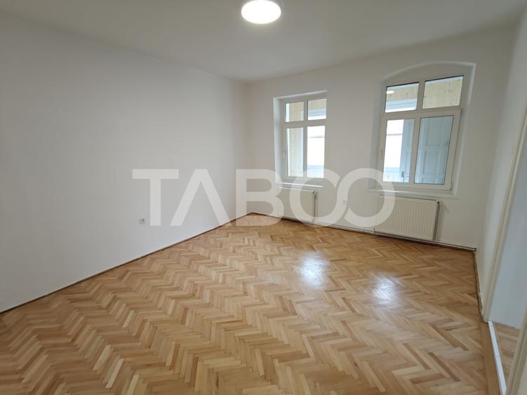 Apartament cu 2 camere nedecomandat în Ultracentral